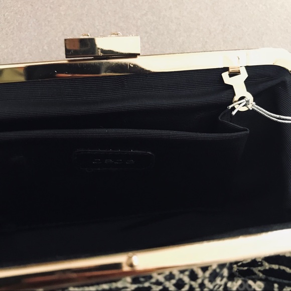 NWT~bebe Gold Animal Print Party Clutch w/ Chain - Picture 7 of 7